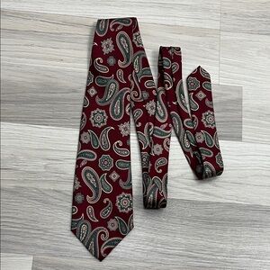 Polo by Ralph Lauren Burgundy Pink Green Paisley Tie 100% Silk Office Career